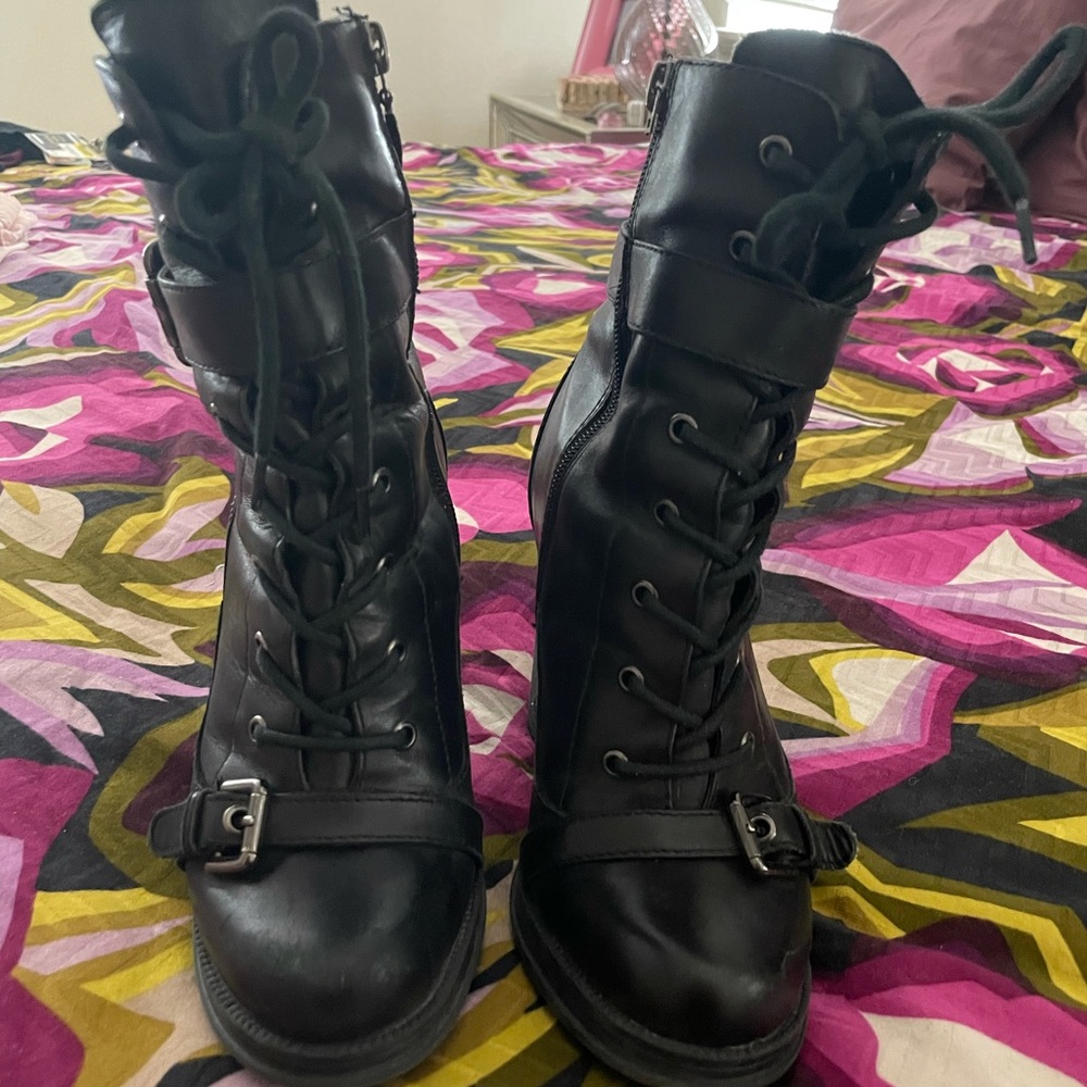 Black boots 👢
